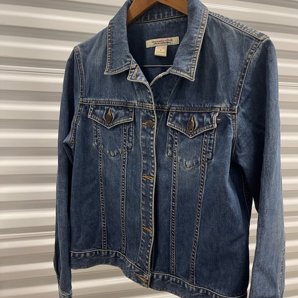 Vintage Abercrombie & Fitch Denim Jacket | Size L - Picture 4 of 7